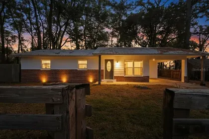 NEWBERRY FL Home