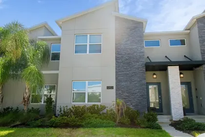 CHAMPIONS GATE FL Home