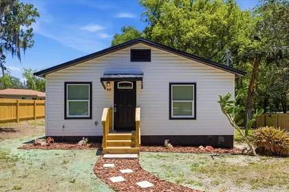 LEESBURG FL Home