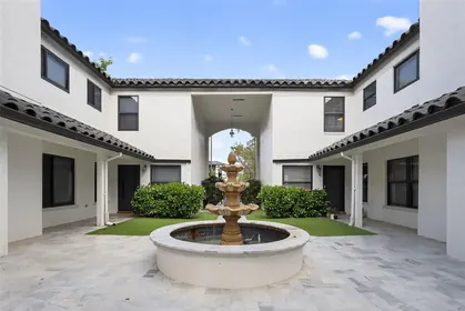 FORT LAUDERDALE FL Home