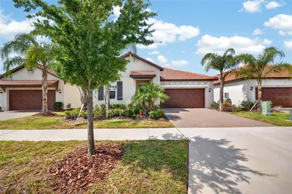 WIMAUMA FL Home