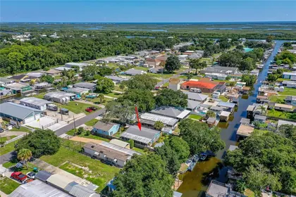OAK HILL FL Home