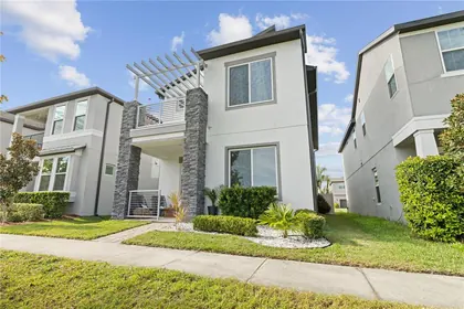OAKLAND FL Home