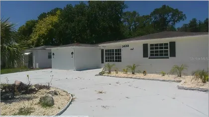 HOLIDAY FL Home
