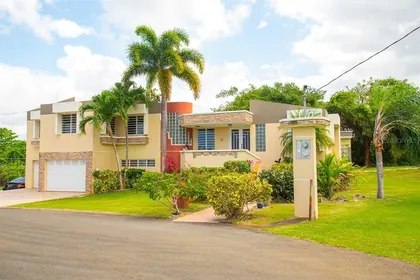 QUEBRADILLAS PR Home