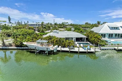 HOLMES BEACH FL Home