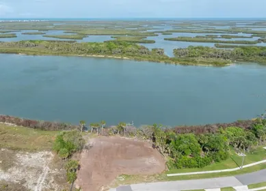 EDGEWATER FL Property
