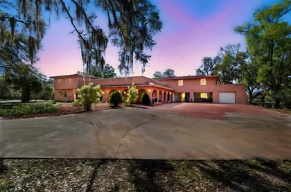 HOLIDAY FL Home