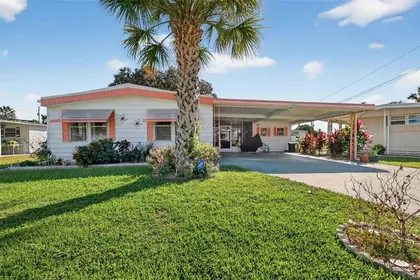 TAVARES FL Home