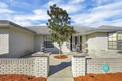 LAKE ALFRED FL Home