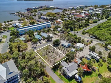 CEDAR KEY FL Property