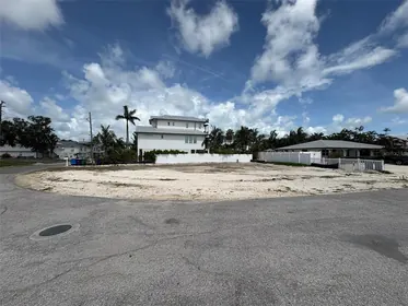 HOLMES BEACH FL Property
