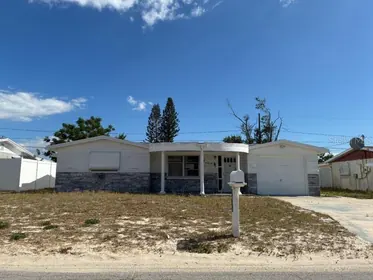 HOLIDAY FL Home