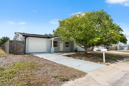 HOLIDAY FL Home