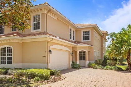HOWEY IN THE HILLS FL Home