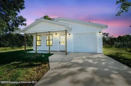 WEEKI WACHEE FL Home