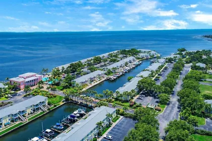 ST PETERSBURG FL Home