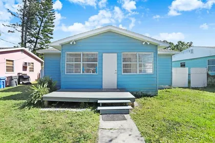 GIBSONTON FL Home