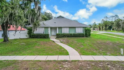 LADY LAKE FL Home