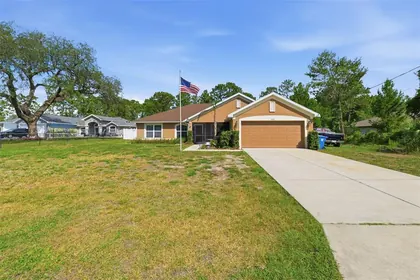 WEEKI WACHEE FL Home