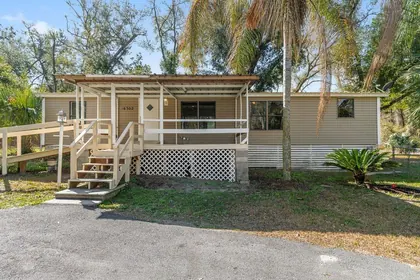 OCKLAWAHA FL Home