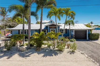 HOLMES BEACH FL Home
