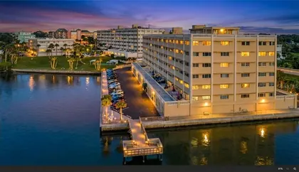 BELLEAIR BLUFFS FL Home