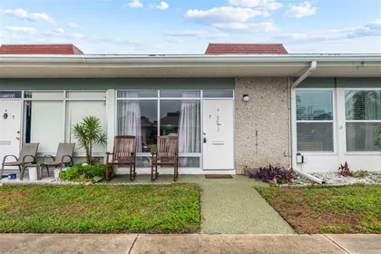 HOLIDAY FL Home