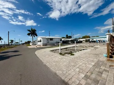 BRADENTON FL Property