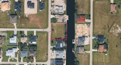 CAPE CORAL FL Property