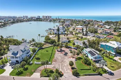 REDINGTON BEACH FL Property