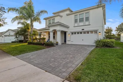 CHAMPIONS GATE FL Home