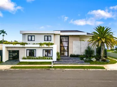 DORADO PR Home