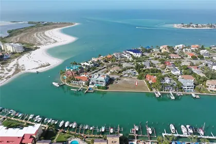 TIERRA VERDE FL Property