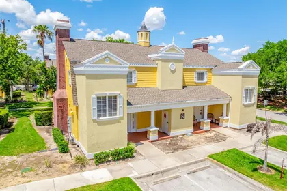 REUNION FL Home