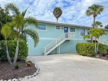 HOLMES BEACH FL Home