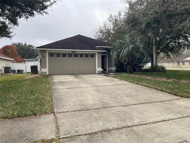 OAKLAND FL Home