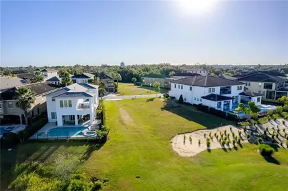 REUNION FL Property