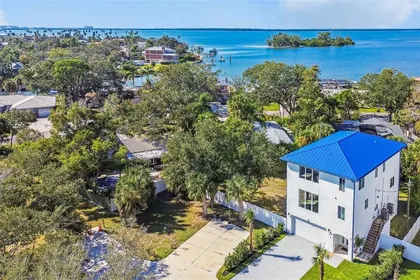 DUNEDIN FL Home
