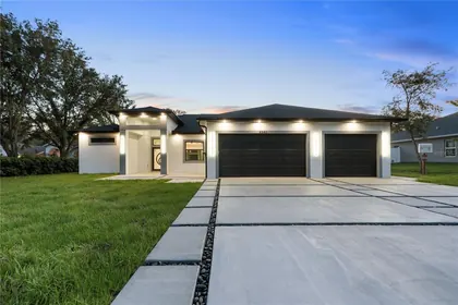 WEEKI WACHEE FL Home