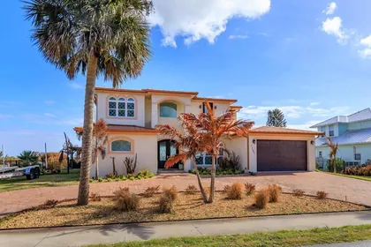 EDGEWATER FL Home