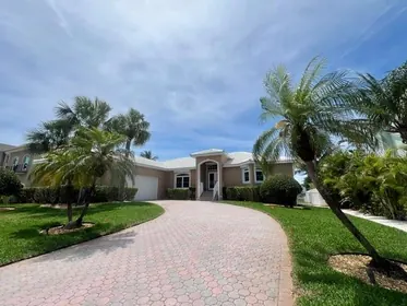 TIERRA VERDE FL Home