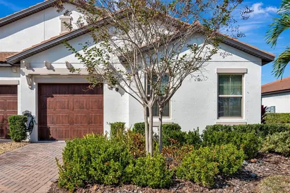WIMAUMA FL Home