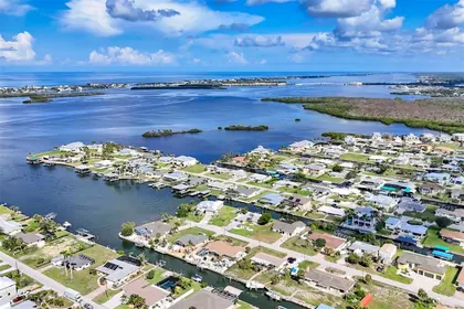 ENGLEWOOD FL Home