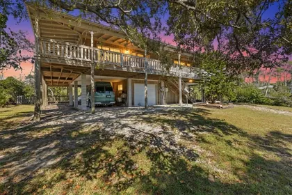 CEDAR KEY FL Home