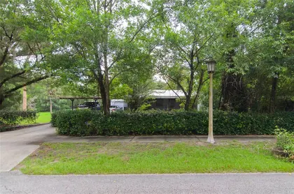 DE LEON SPRINGS FL Home