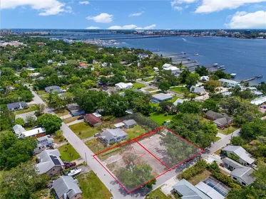 PALMETTO FL Property
