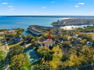 OLDSMAR FL Home