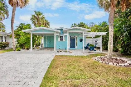 HOLMES BEACH FL Home