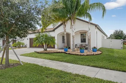 WIMAUMA FL Home